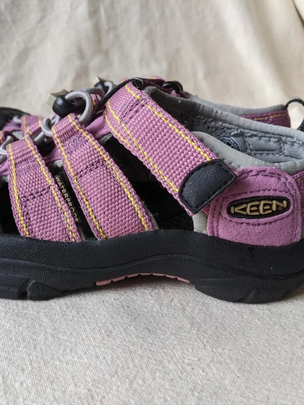 Keen Newport H2 Pink Beach Sport Sandals Water Shoes Toddler Kids Size 13